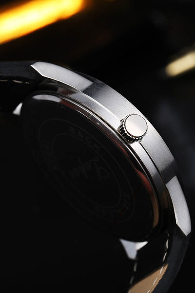 Orologio Classico in Pelle Nero